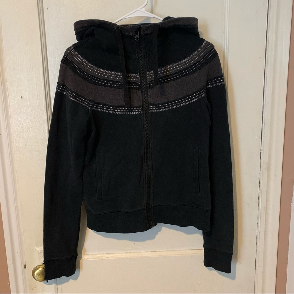 Lululemon women’s black jacket size M